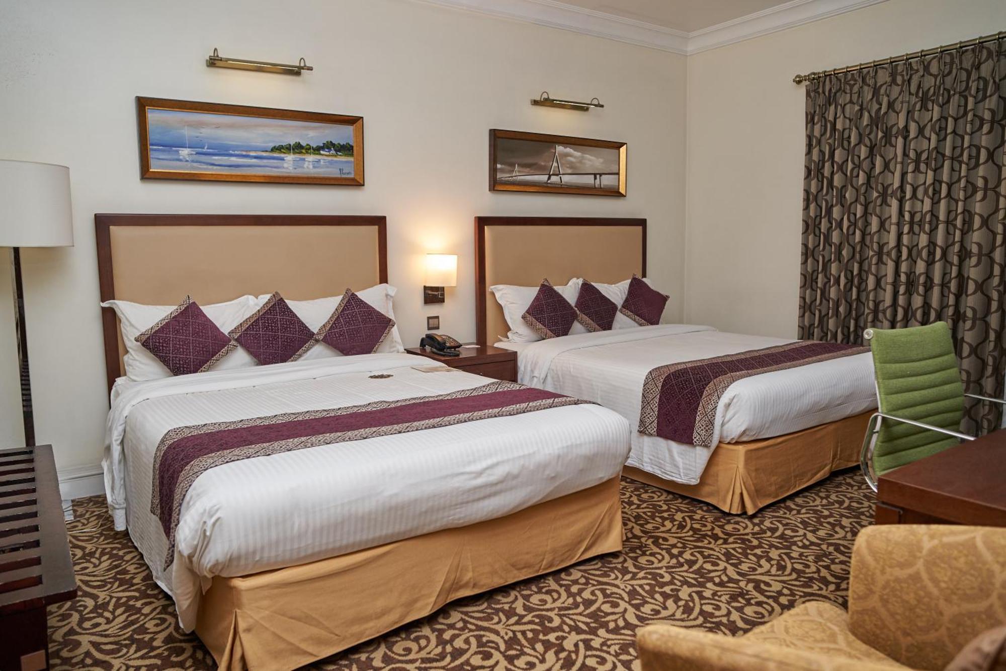 Royal Park Residence Hotel Dhaka Exterior photo