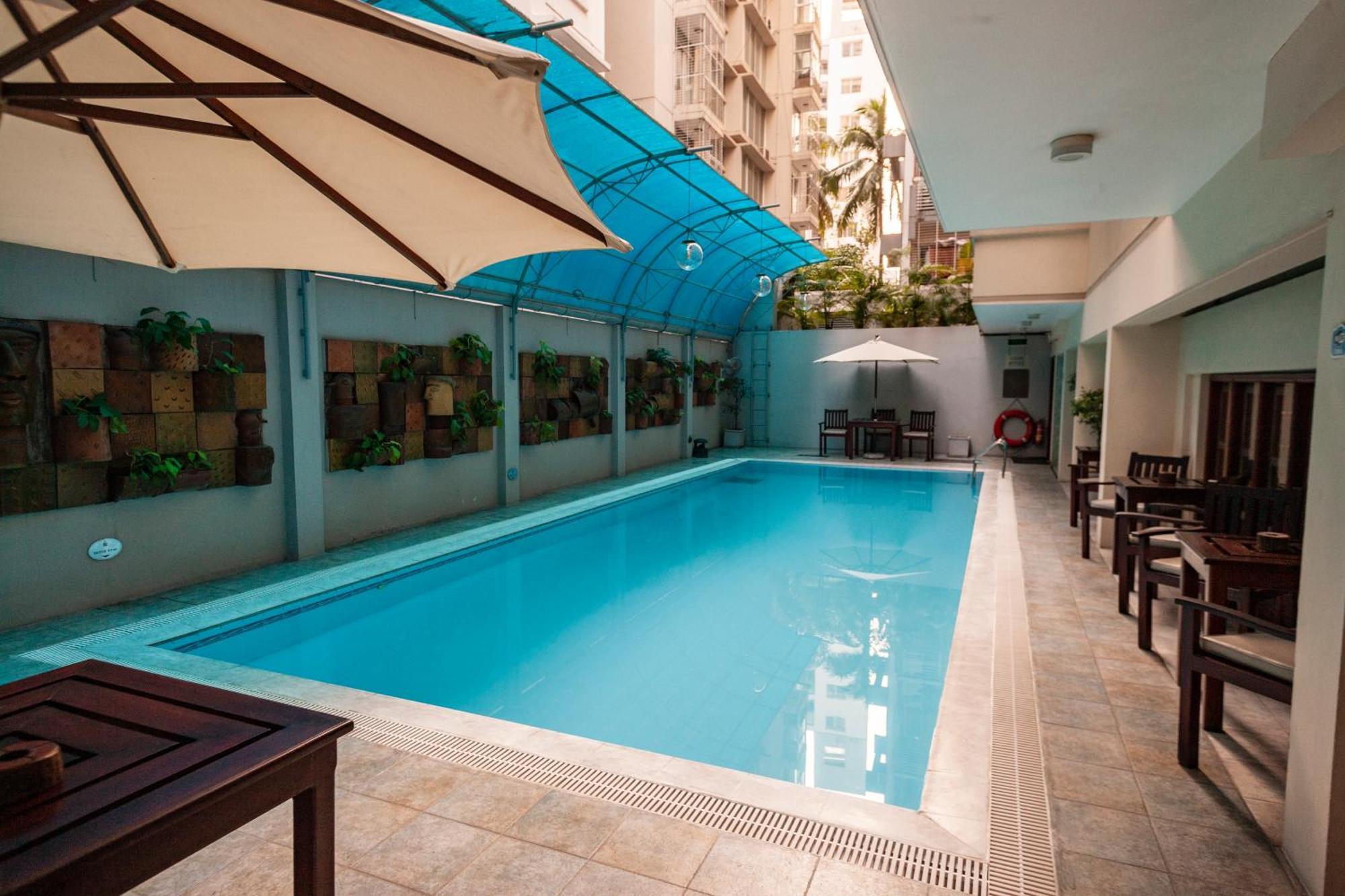 Royal Park Residence Hotel Dhaka Exterior photo