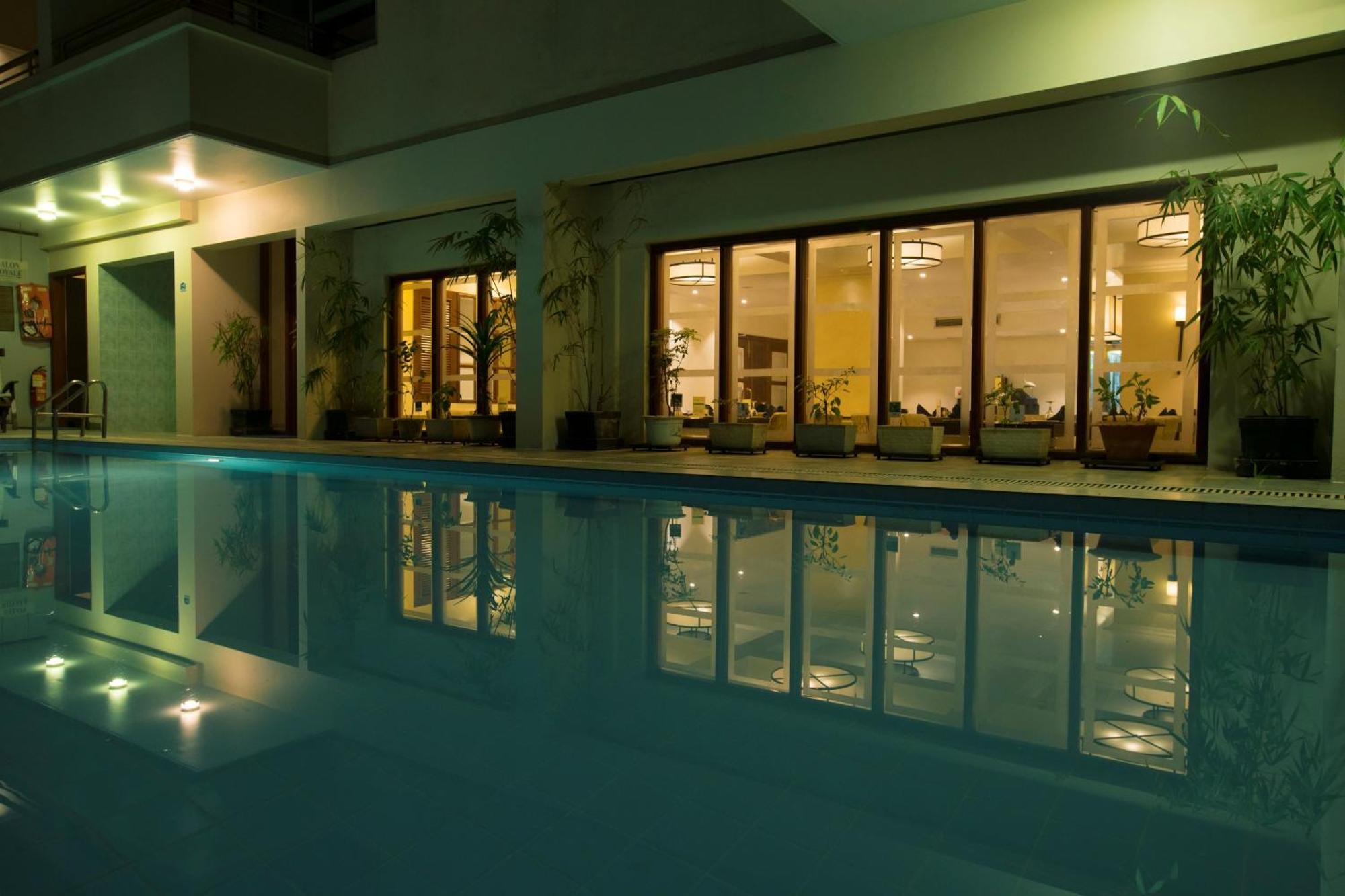 Royal Park Residence Hotel Dhaka Exterior photo