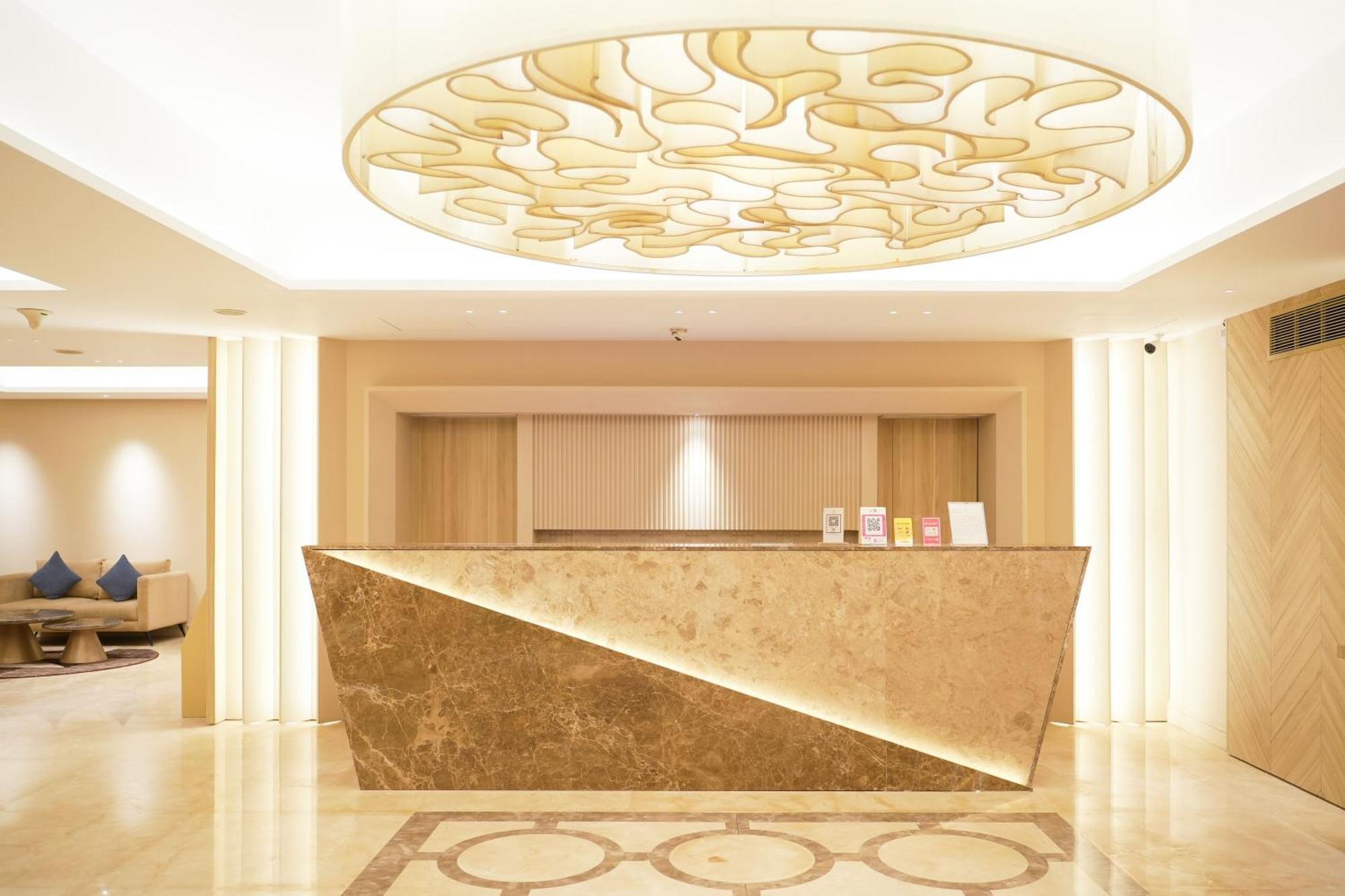 Royal Park Residence Hotel Dhaka Exterior photo